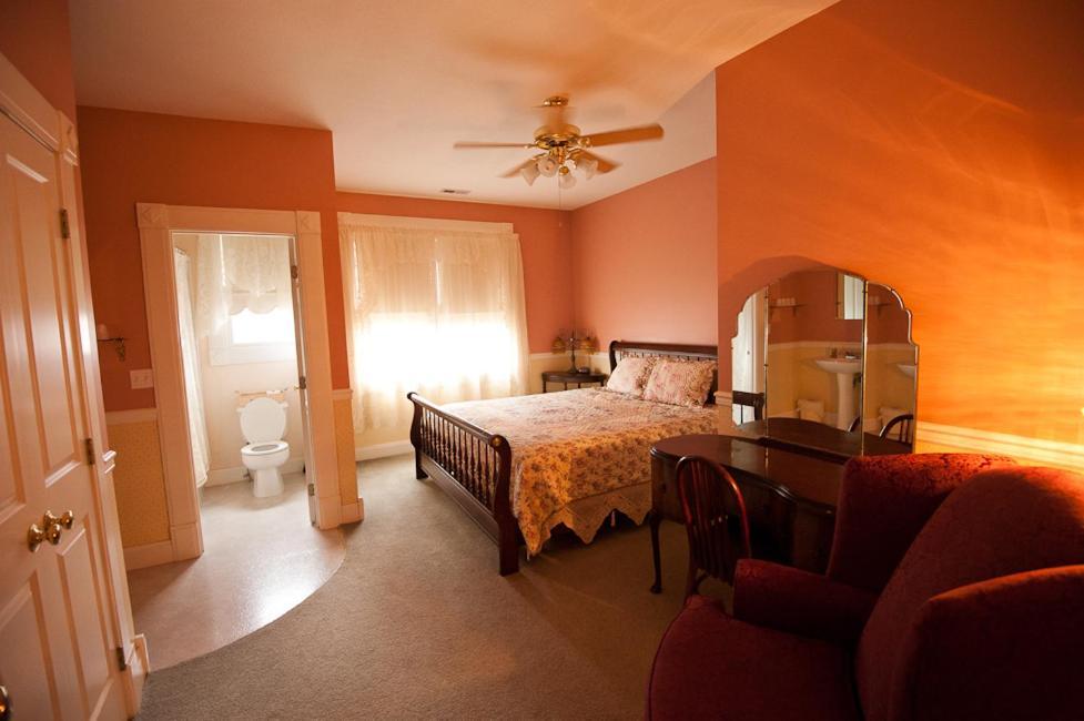 Victorian Veranda Country Inn Lawrence Quarto foto